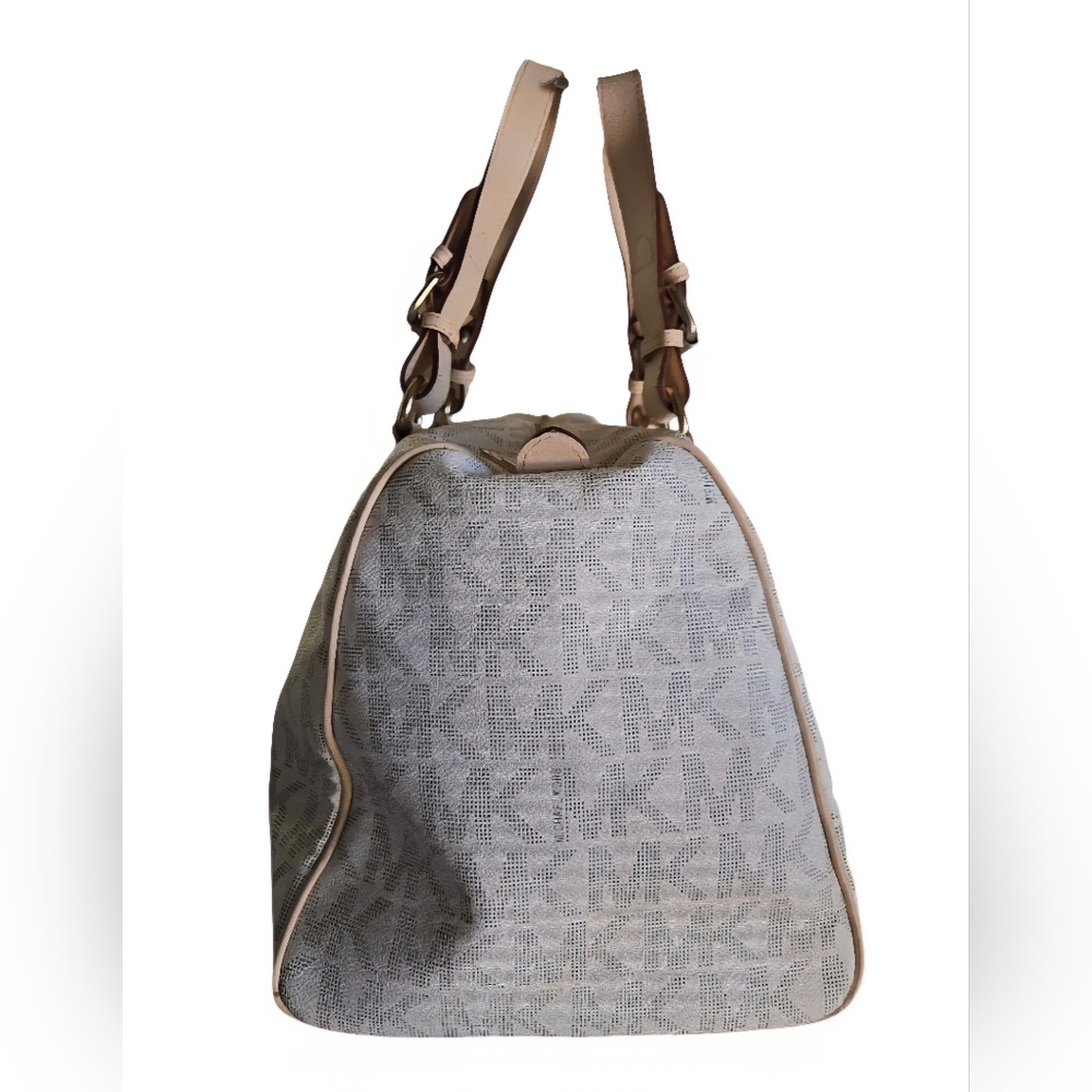 Michael Kors Light Beige MK Logo Satchel with Gold Hardware - Picture 2 of 14